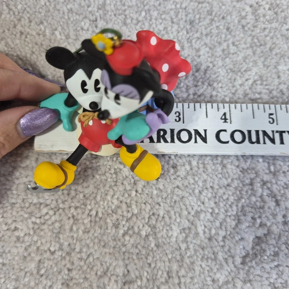 Hallmark 1997 Mickey & Co. 